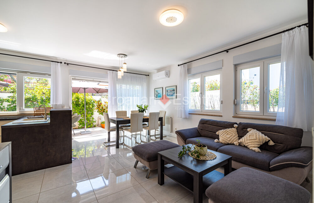 croatia-ciovo-house-roof-terrace-sale(104)