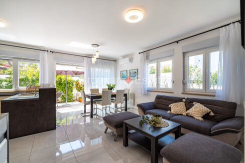 croatia-ciovo-house-roof-terrace-sale(104)