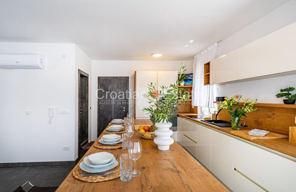 croatia-ciovo-house-roof-terrace-sale(108)