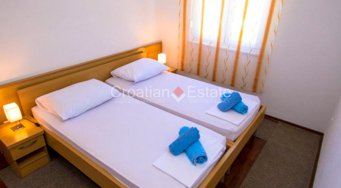 croatia-ciovo-house-sea-view-near-sea-sale(112)