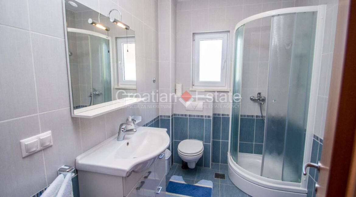 croatia-ciovo-house-sea-view-near-sea-sale(113)