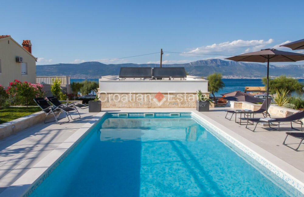 croatia-ciovo-house-seafront-pool-sale(101)