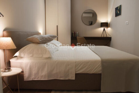 croatia-ciovo-house-seafront-pool-sale(112)