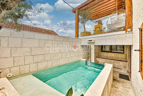 croatia-ciovo-smart-house-stone-pool-sale(104)