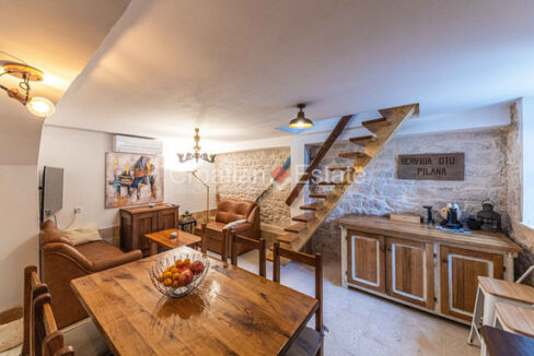 croatia-ciovo-smart-house-stone-pool-sale(107)