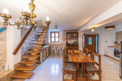 croatia-ciovo-smart-house-stone-pool-sale(116)