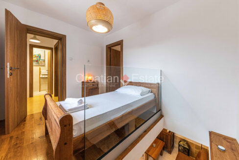 croatia-ciovo-smart-house-stone-pool-sale(117)