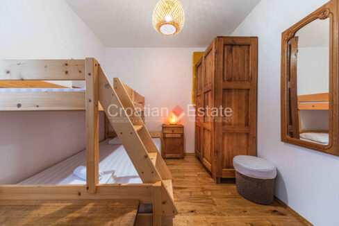 croatia-ciovo-smart-house-stone-pool-sale(120)