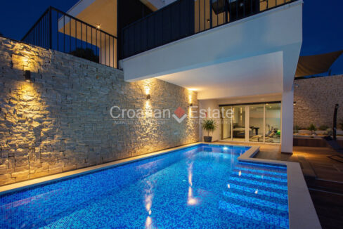 croatia-ciovo-villa-pool-sea-view-sale(103)