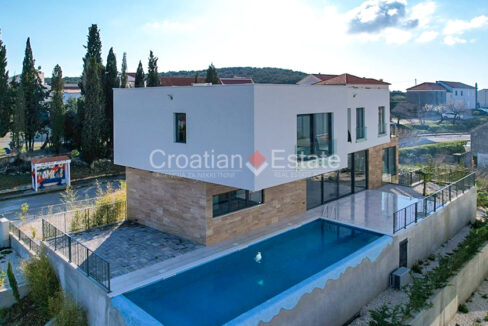croatia-ciovo-villa-pool-sea-view-sale(104)