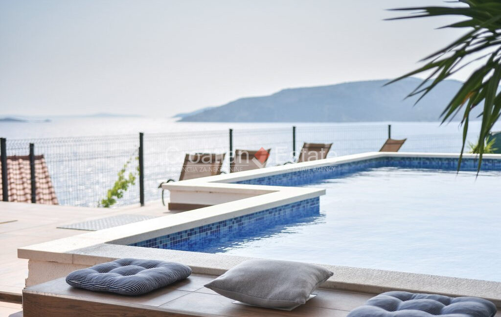 croatia-ciovo-villa-pool-sea-view-sale(105)