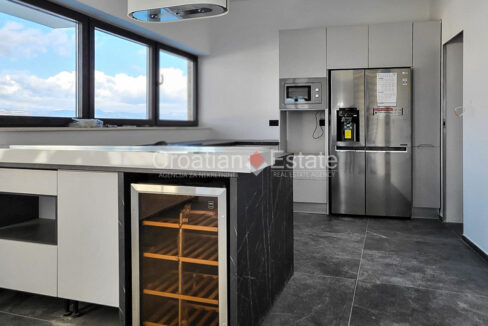 croatia-ciovo-villa-pool-sea-view-sale(106)