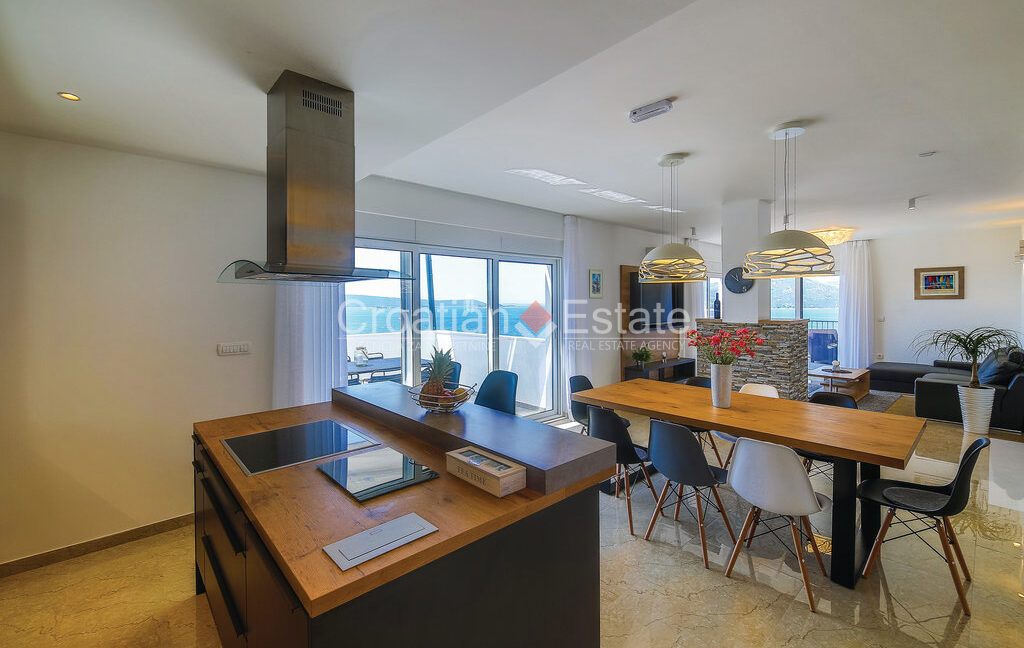 croatia-ciovo-villa-pool-sea-view-sale(107)