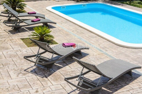 croatia-ciovo-villa-sea-view-pool-sale(103)