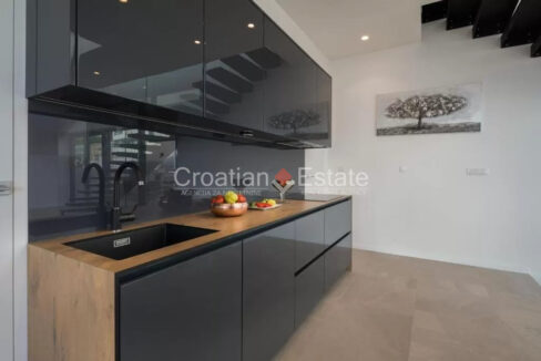 croatia-ciovo-villa-sea-view-pool-sale(109)