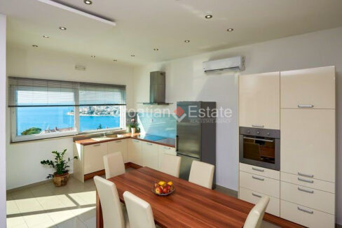 croatia-ciovo-villa-sea-view-pool-sale(111)
