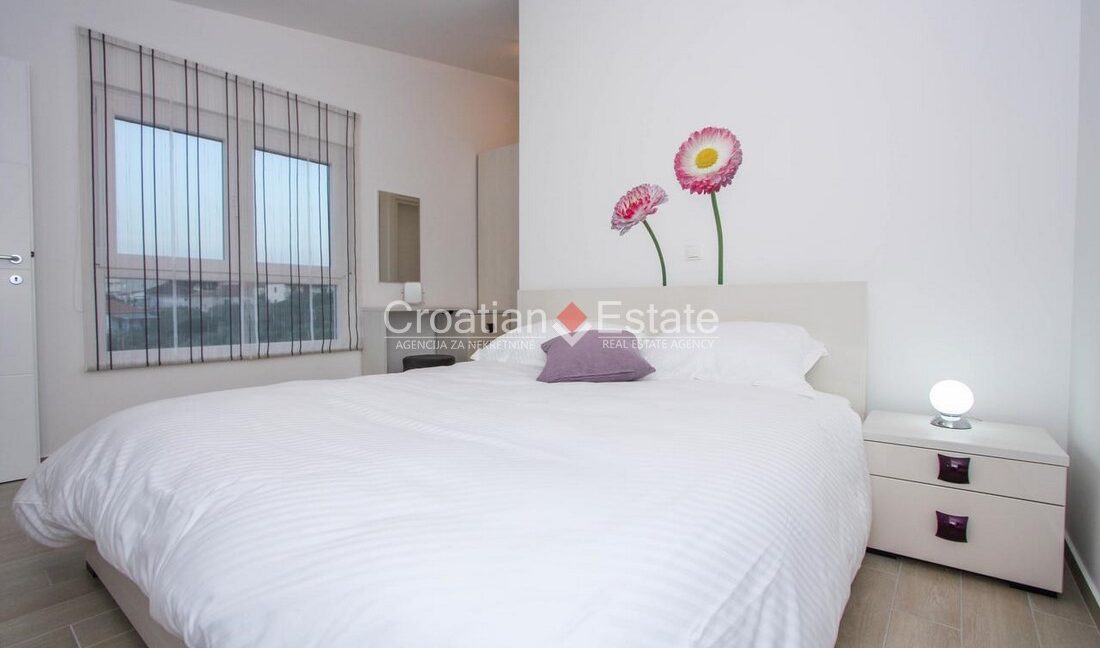 croatia-ciovo-villa-sea-view-pool-sale(114)