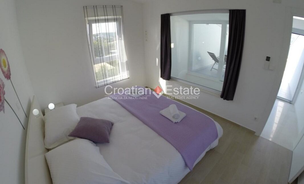 croatia-ciovo-villa-sea-view-pool-sale(115)