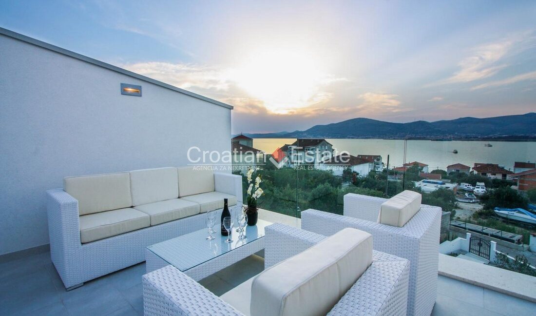 croatia-ciovo-villa-sea-view-pool-sale(117)