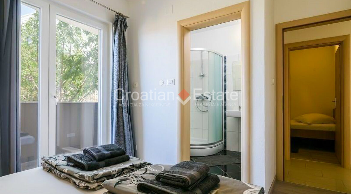 croatia-ciovo-villa-sea-view-pool-sale(118)