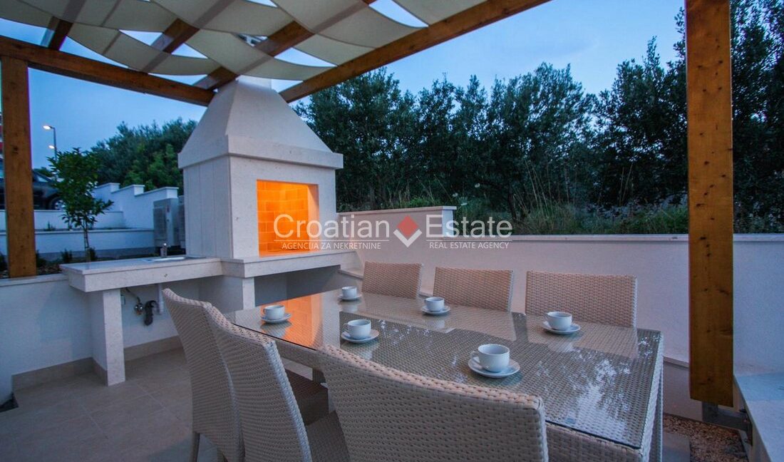 croatia-ciovo-villa-sea-view-pool-sale(120)