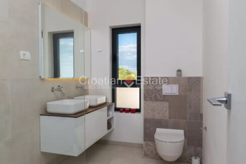 croatia-ciovo-villa-sea-view-pool-sale(120)