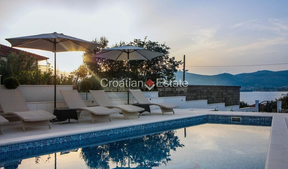 croatia-ciovo-villa-sea-view-pool-sale(121)