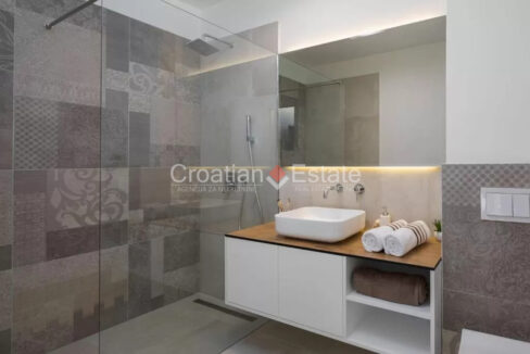 croatia-ciovo-villa-sea-view-pool-sale(122)