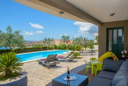 croatia-ciovo-villa-sea-view-pool-sale(125)