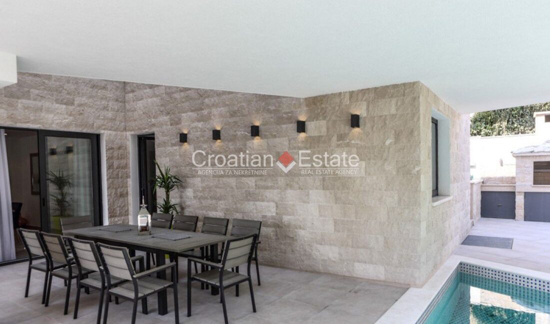 croatia-ciovo-villa-sea-view-pool-sale(130)