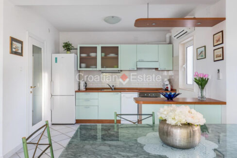 croatia-ciovo-villa-seafront-sea-view-pool-sale(106)