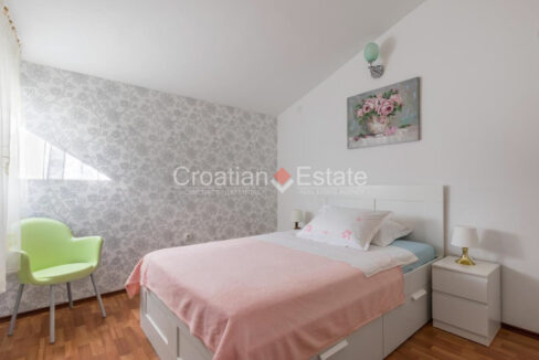 croatia-ciovo-villa-seafront-sea-view-pool-sale(114)