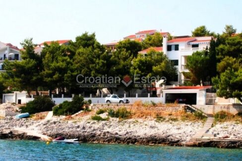 croatia-ciovo-villa-seafront-sea-view-pool-sale(122)