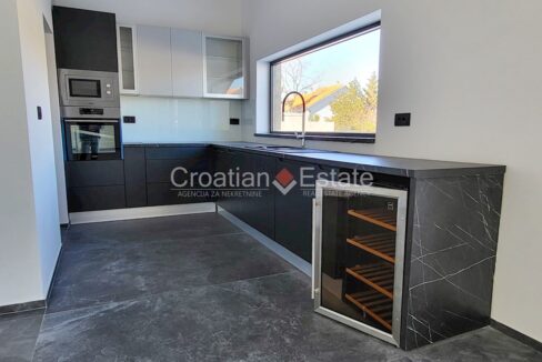 croatia-ciovo-villa-second-row-pool-sale(113)