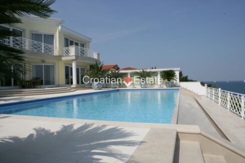 croatia-istria-luxury-villa-seafront-sea-view-pool-sale(102)