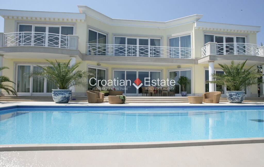 croatia-istria-luxury-villa-seafront-sea-view-pool-sale(104)