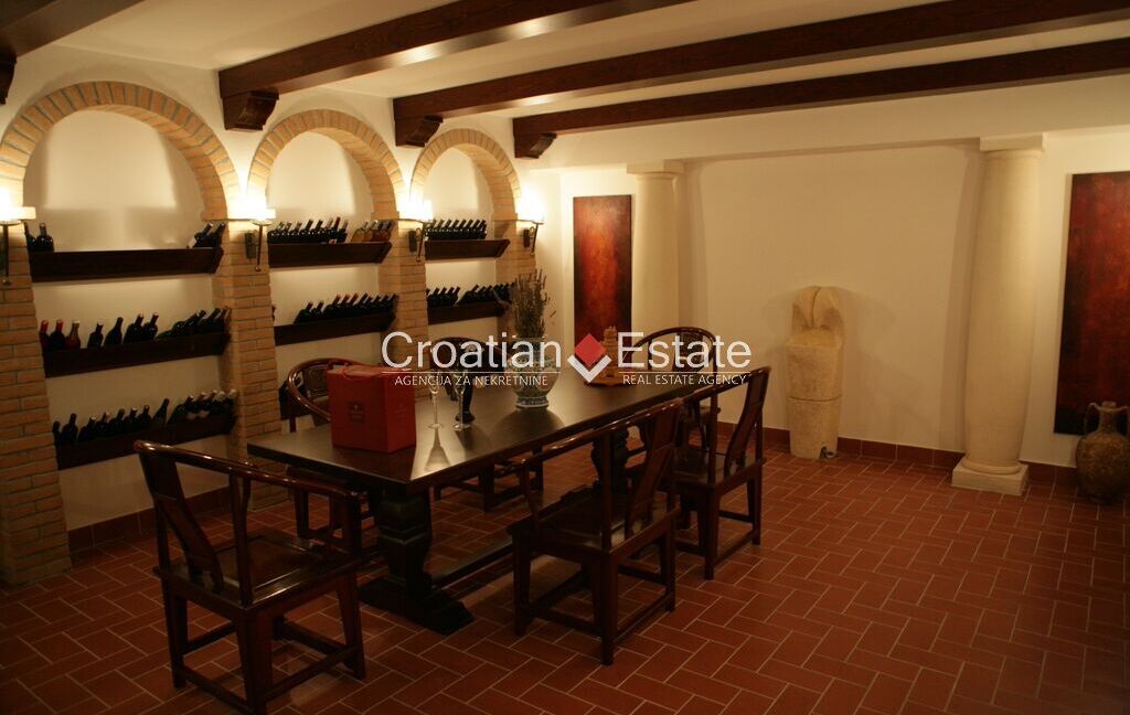 croatia-istria-luxury-villa-seafront-sea-view-pool-sale(116)