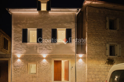 croatia-kastel-novi-house-seafront-renovated-sea-view-wellness-sale(104)