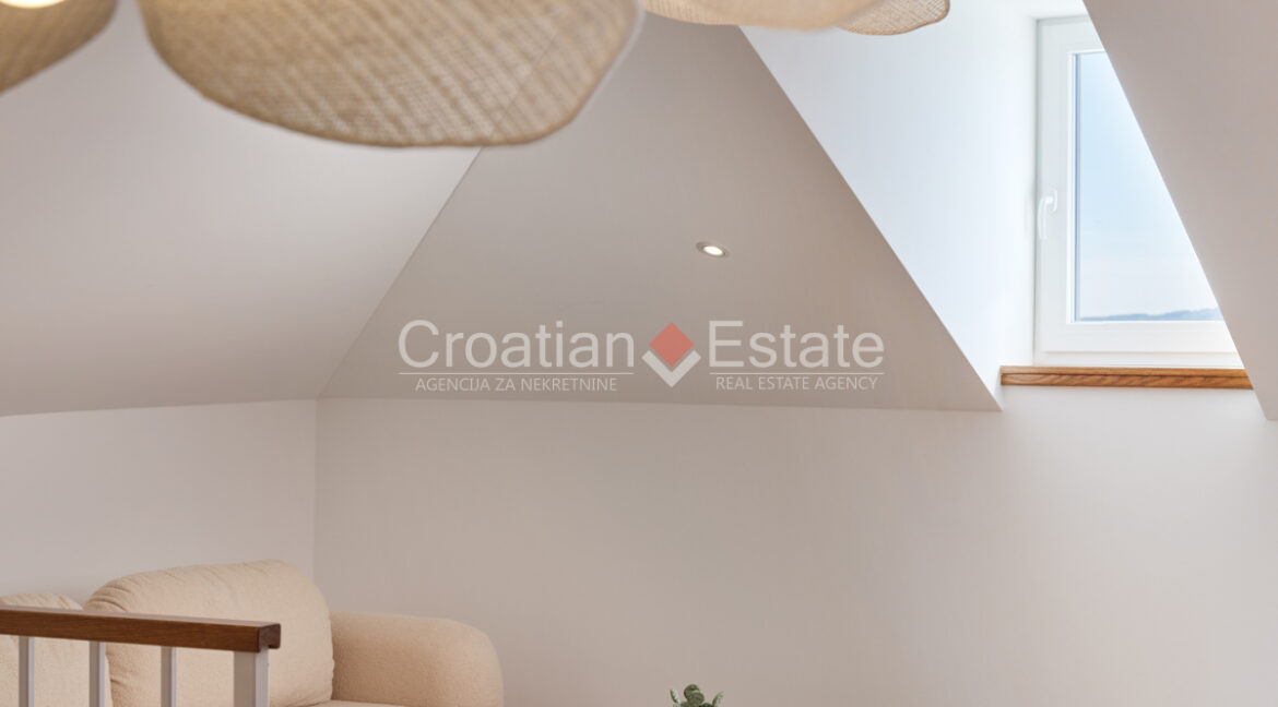 croatia-kastel-novi-house-seafront-renovated-sea-view-wellness-sale(135)
