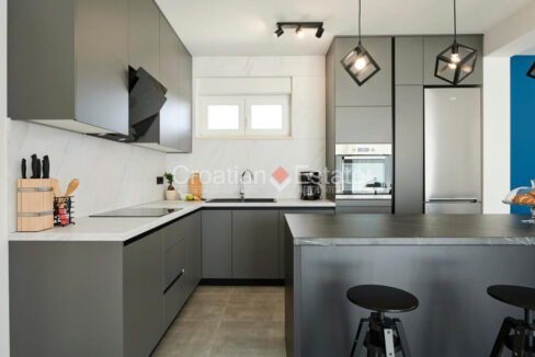 croatia-kastela-villa-pool-summer-kitchen-sale(107)