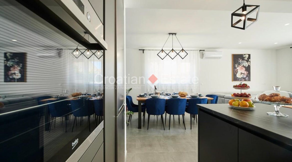 croatia-kastela-villa-pool-summer-kitchen-sale(108)