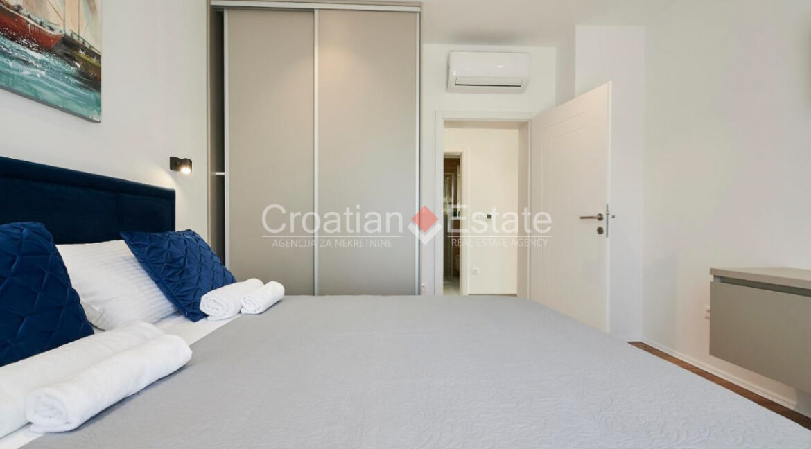 croatia-kastela-villa-pool-summer-kitchen-sale(118)