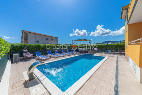 croatia-kastela-villa-sea-view-pool-barbecue-sale(105)