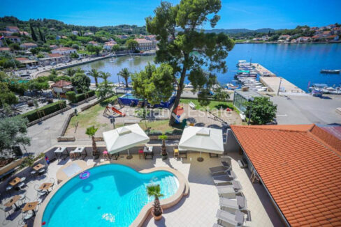 croatia-korcula-hotel-seafront-pool-sea-view-sale(102)