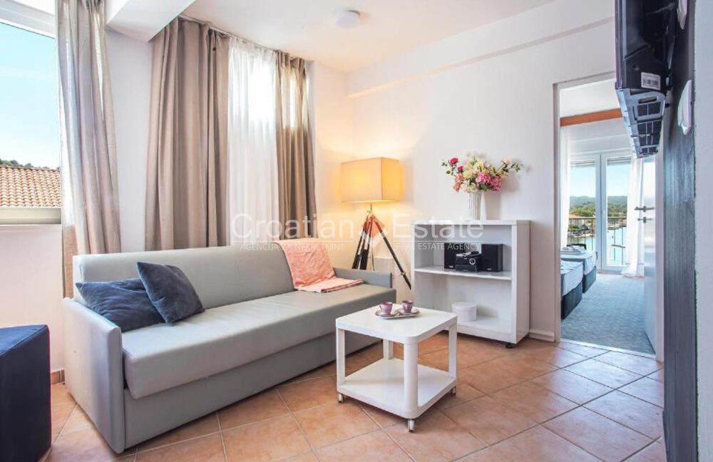 croatia-korcula-hotel-seafront-pool-sea-view-sale(112)