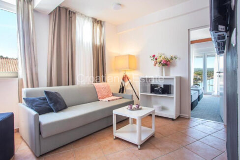 croatia-korcula-hotel-seafront-pool-sea-view-sale(112)