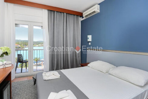 croatia-korcula-hotel-seafront-pool-sea-view-sale(114)
