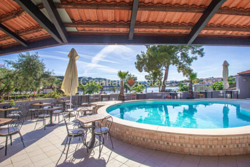 croatia-korcula-hotel-seafront-pool-sea-view-sale(118)
