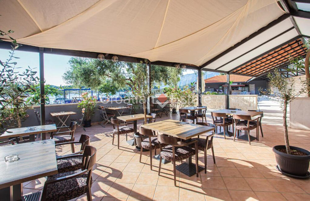 croatia-korcula-hotel-seafront-pool-sea-view-sale(119)