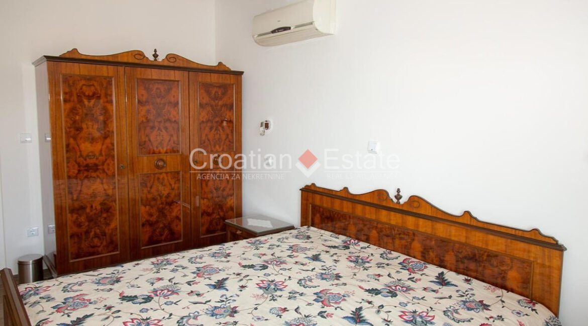 croatia-korcula-house-sea-view-garage-parking-sale(109)